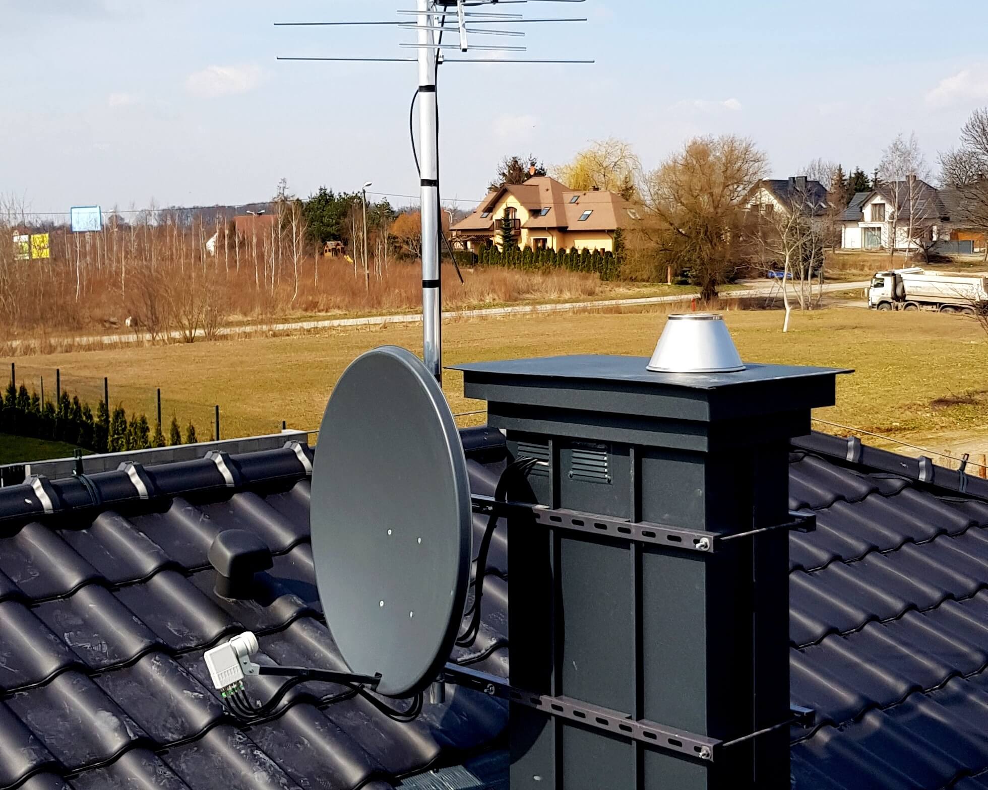 Instalacje antenowe w domu jednorodzinnym w Lublinie.