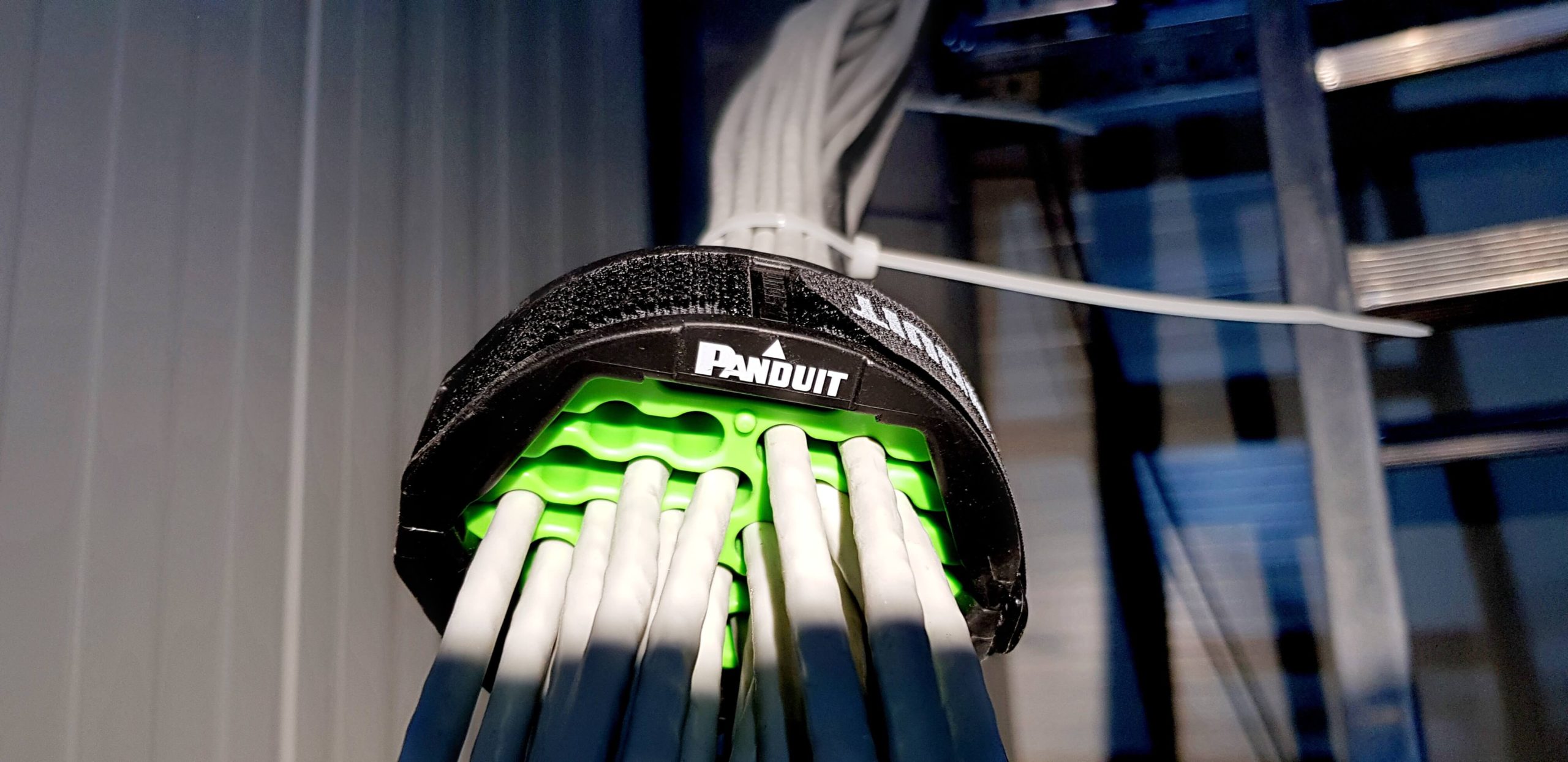 Zastosowanie Panduit w trakcie instalacji sieci LAN, CCTV i SSWIN.